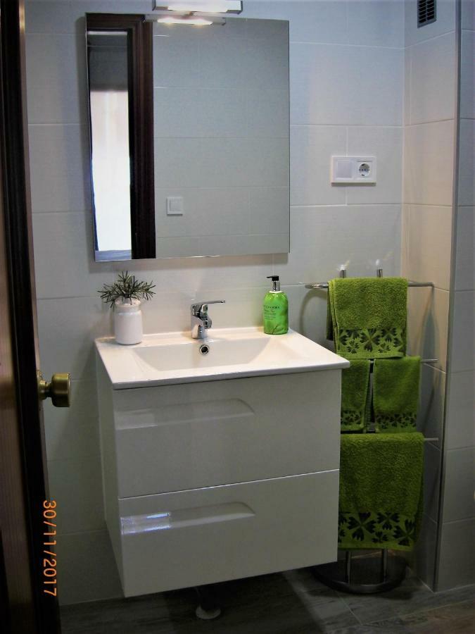 Apartamento En La Costa Del Sol , フエンヒロラ エクステリア 写真