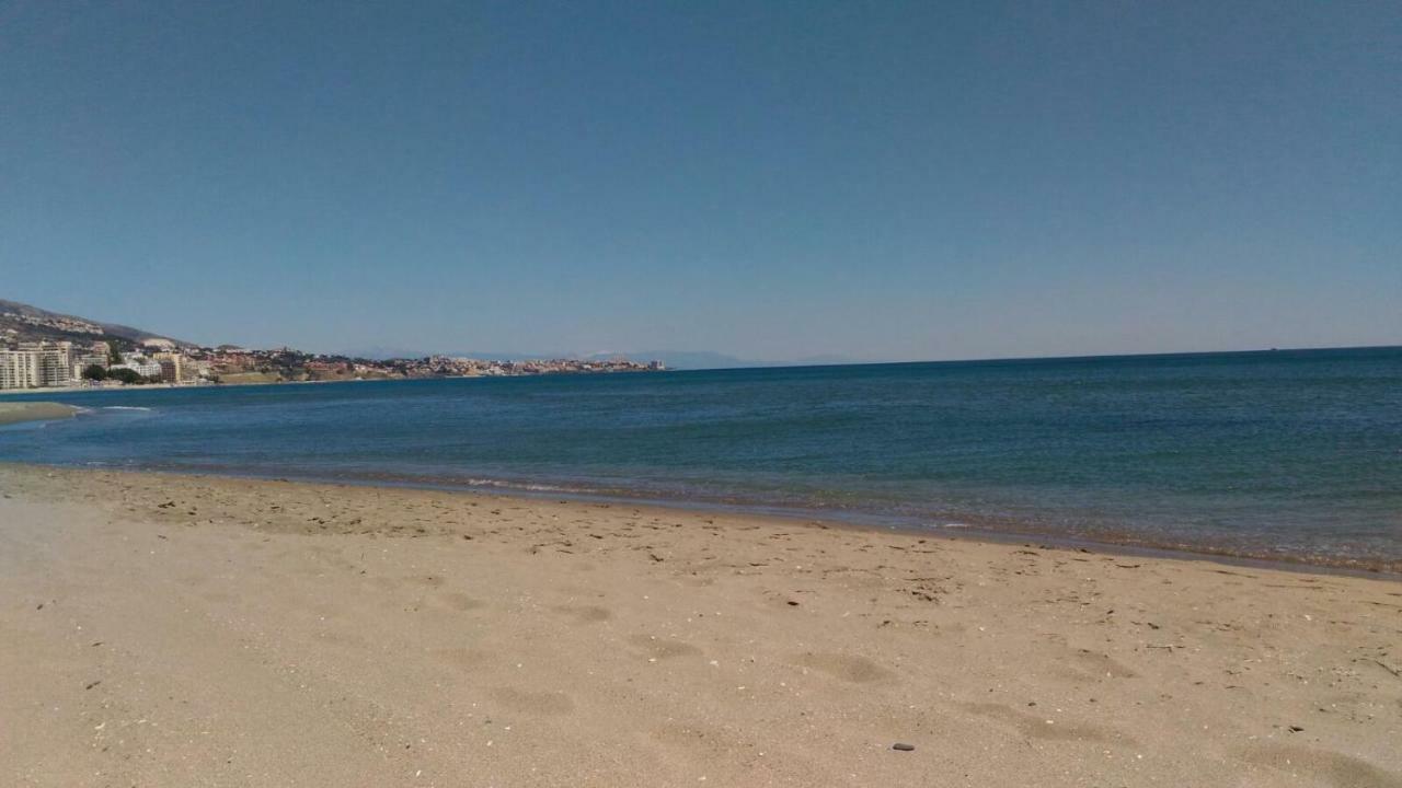 Apartamento En La Costa Del Sol , フエンヒロラ エクステリア 写真